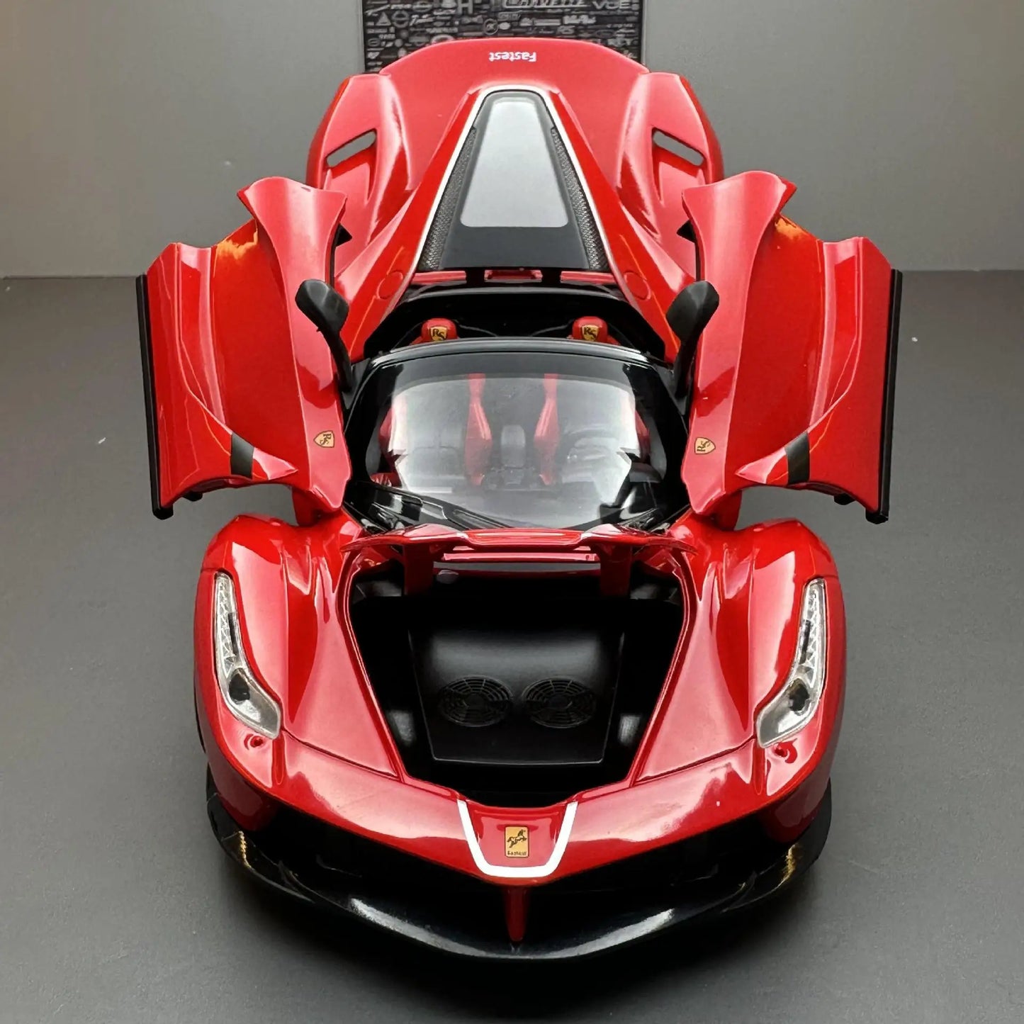 1:22 Ferrari Laferrari convertible Alloy Racing Car Model Diecast