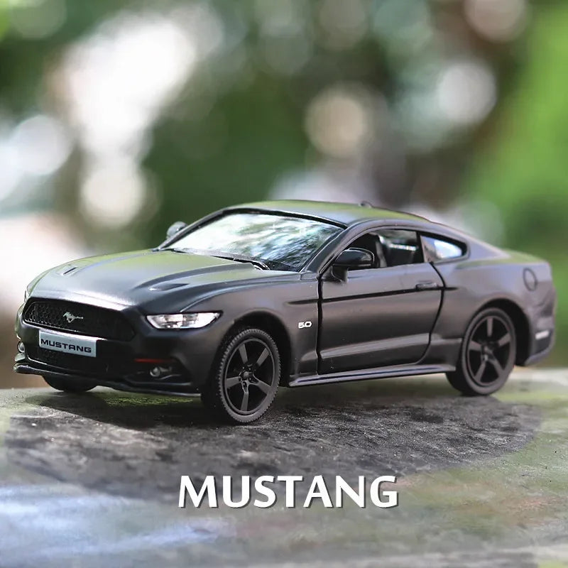 1:36 Ford Mustang GT Alloy Sports Car Model